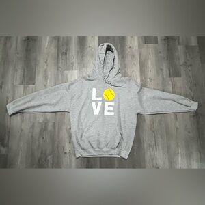 Gildan L🥎VE Softball Hoodie - Gray - Sz Women’s Large - LOVE softball